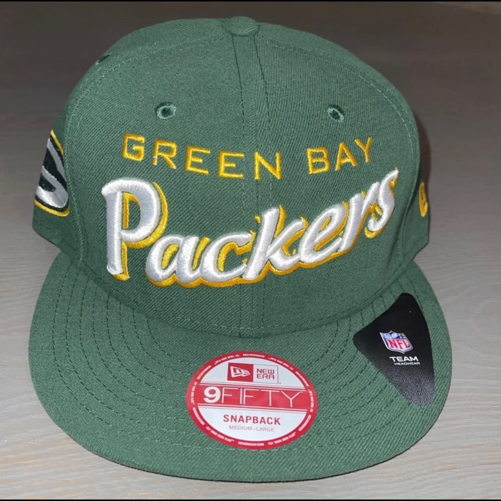 New Era 9Fifty NFL Green Bay Packers SnapBack Hat. Stickers all taken off.
